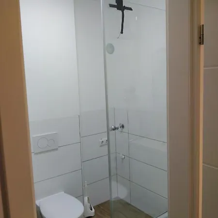 Apartmán Schoene, Gemuetliche Moeblierte 2 Zi In Rgb *