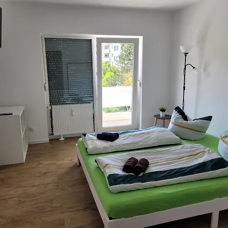 Schoene, Gemuetliche Moeblierte 2 Zi In Rgb Lejlighed *