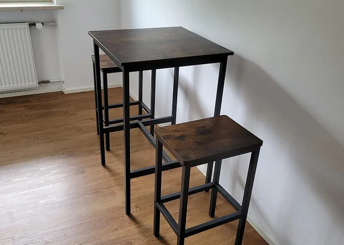 Schoene, Gemuetliche Moeblierte 2 Zi In Rgb Lejlighed *